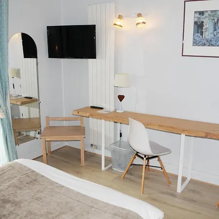 Logis Restaurant L'oree Des Bois 2*