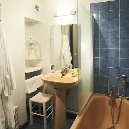 Logis Restaurant L'oree Des Bois