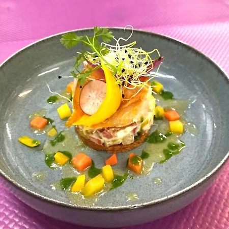 Logis Restaurant L'oree Des Bois Отель 2*