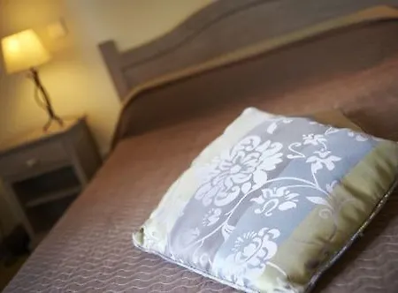 Logis Restaurant L'oree Des Bois Отель