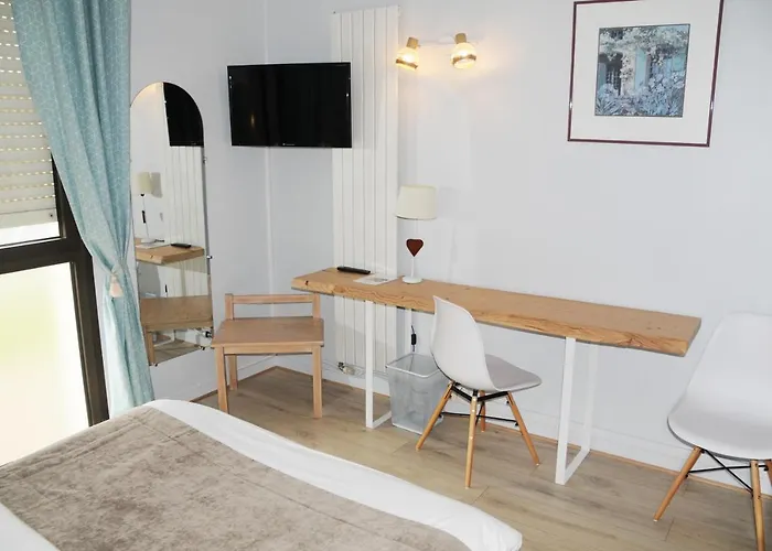 Logis Restaurant L'oree Des Bois 2*